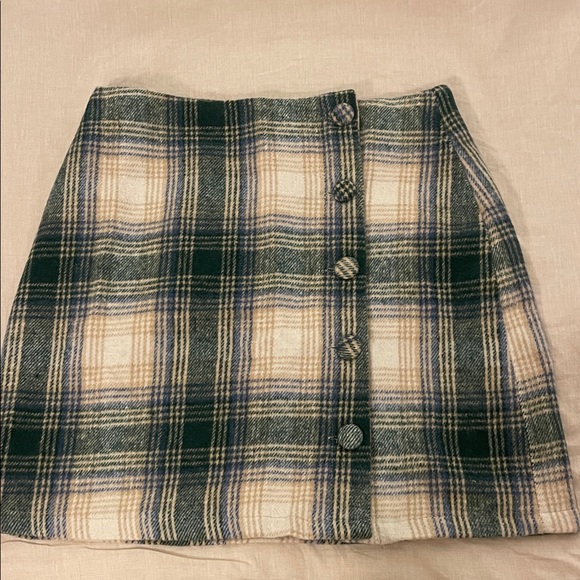 Lulus Dresses & Skirts - Lulu's Green and Cream Plaid Mini Skirt